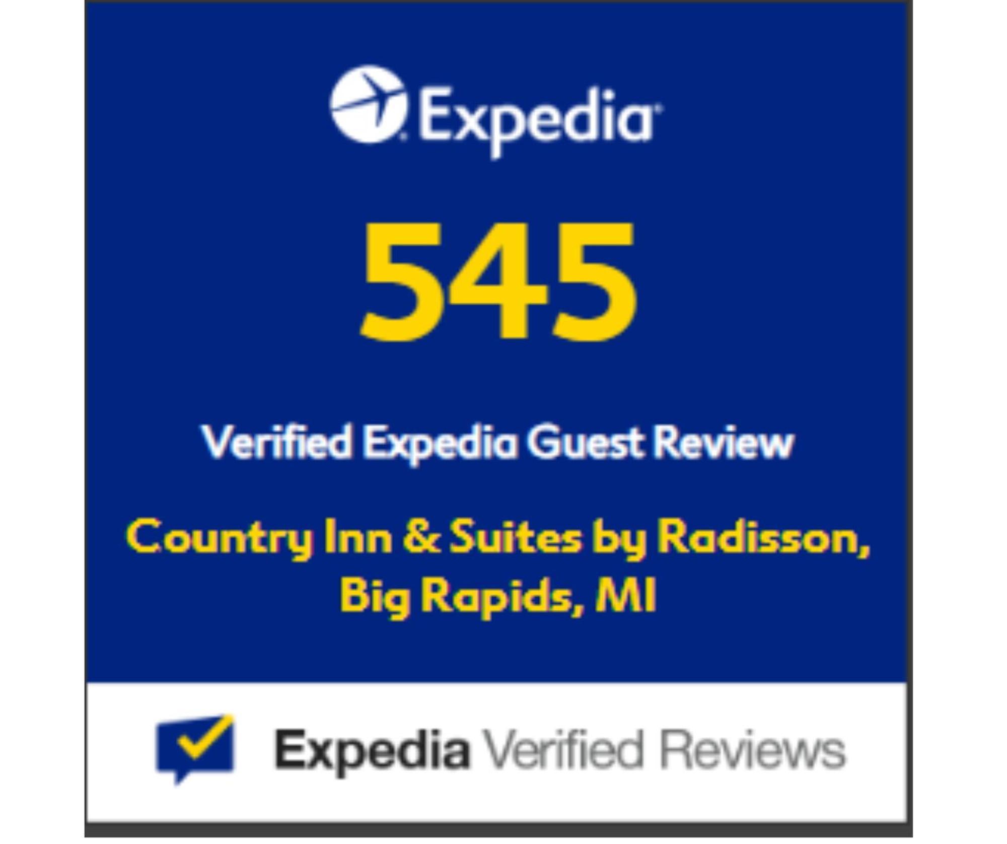 Country Inn & Suites By Radisson, Big Rapids, Mi Esterno foto