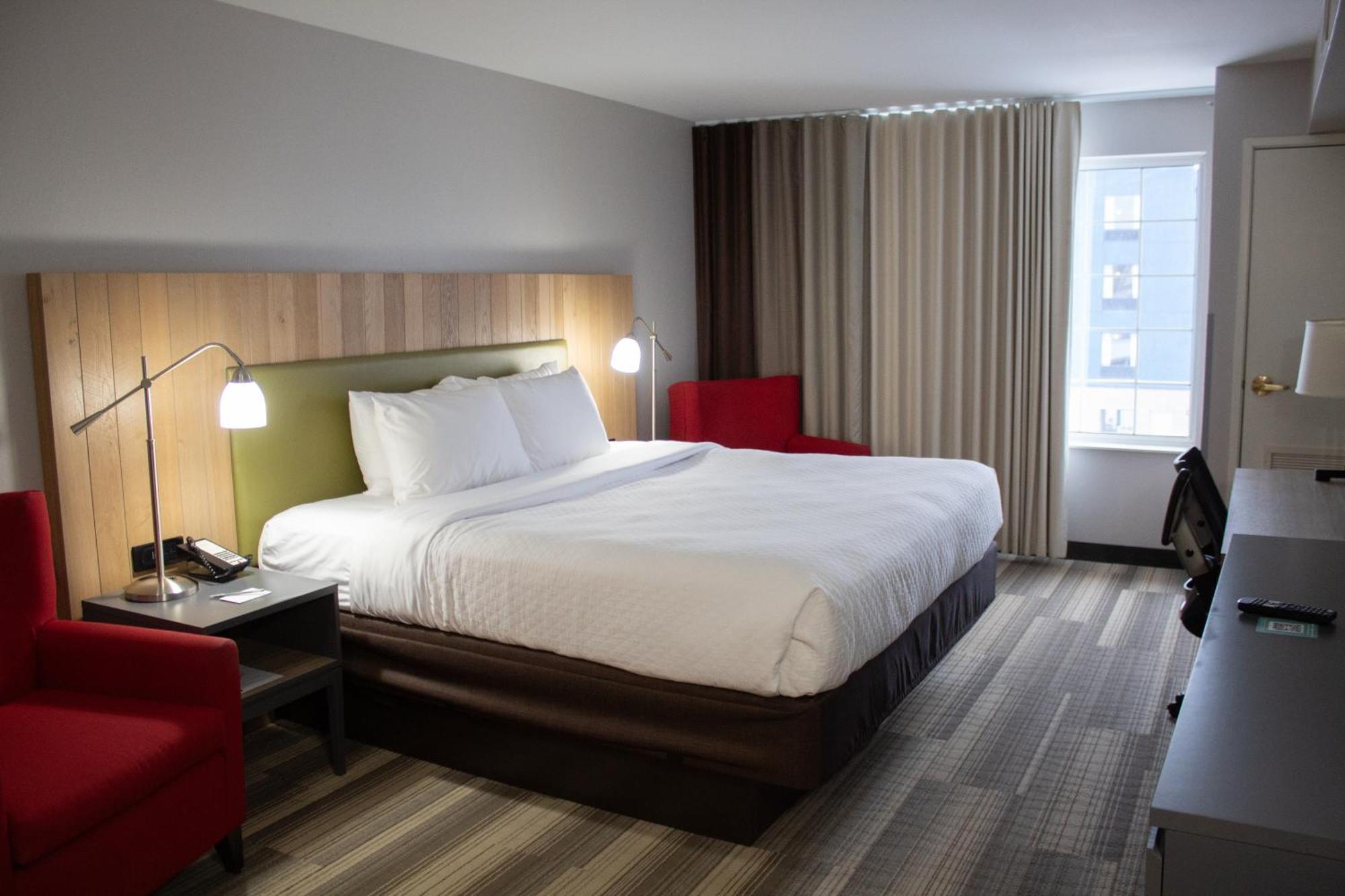 Country Inn & Suites By Radisson, Big Rapids, Mi Esterno foto