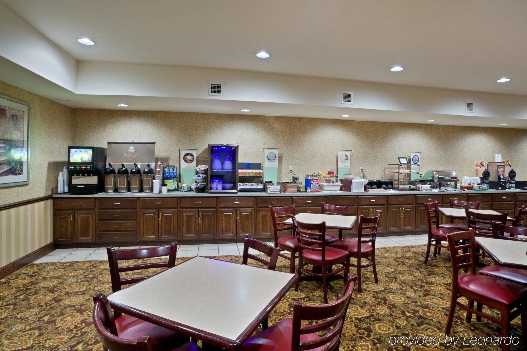 Country Inn & Suites By Radisson, Big Rapids, Mi Esterno foto