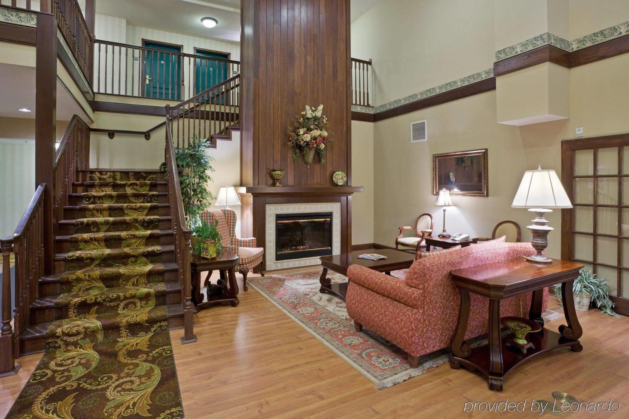 Country Inn & Suites By Radisson, Big Rapids, Mi Esterno foto