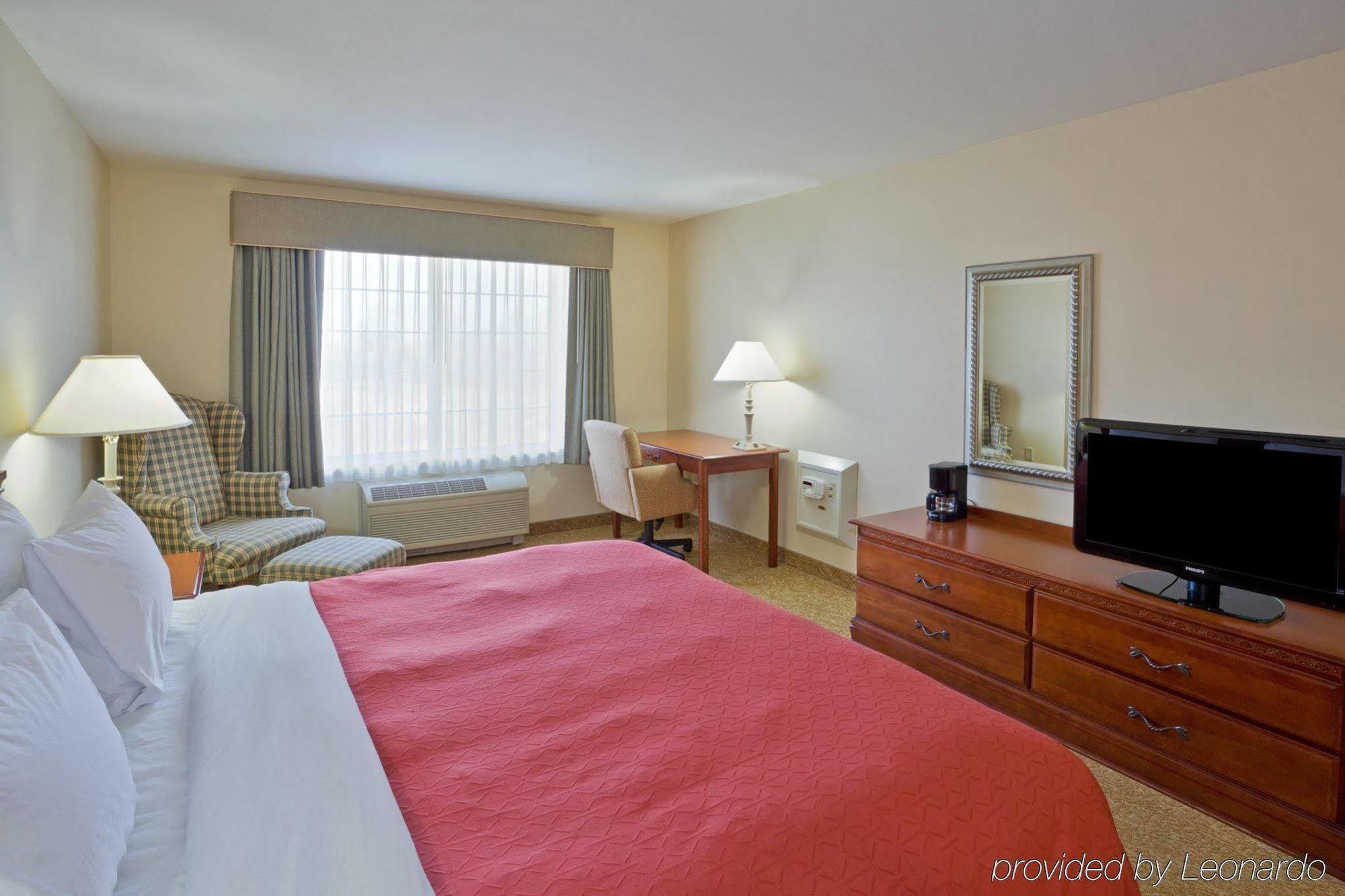 Country Inn & Suites By Radisson, Big Rapids, Mi Esterno foto
